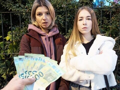 Linda, Estilo perrito, Ffm, Primera ves, Fiesta, Pov, Ruso, Tetas