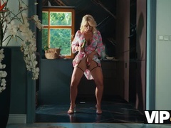 Hungarian MILF Tiffany Rousso Big Tits HD Fuck with Nikki Nuttz