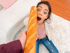 Blasen, Braunhaarige, Fett, Handjob, Küssen, Latina, Entkleiden, Jungendliche (18+)