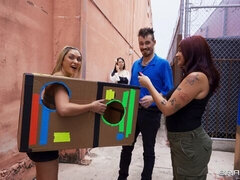 Grosser arsch, Grosser schwanz, Grosse titten, Blondine, Blasen, Hundestellung, Milf, Natürlichen titten