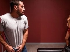 お尻, デカパイ, フェラチオ, 手コキする, 巨大, 淫乱熟女, 剃毛, オッパイの