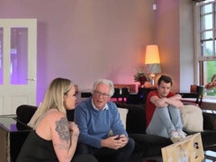 Culo, Chica, Rubia, Engañando, Ama de casa, Lencería, Tetas naturales, Esposa