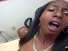 Amateur, Noire, Sucer une bite, Tir de sperme, Chatte, Maigrichonne, Suçant, Adolescente