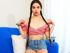 18 jaar, Enthousiasteling, Bruinharig, Vingeren, Handbeurt, Natuurlijke tieten, Tiener, Tieten likken