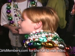 Despelote, Masturbación, Al aire libre, Fiesta, Público, Coño, Pelirrojo, Chorro