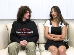 Gros seins, Plantureuse, Médecin, Femelle, Hard, Mère que j'aimerais baiser, Tabou, Plan cul à trois