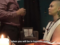 Sucer une bite, Robe, Doigter, Branlette thaïlandaise, Pov, Chatte, Rasée, Cheveux courts