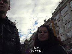 Sucer une bite, Brunette brune, Femme couguar, Gorge profonde, Mère que j'aimerais baiser, Maman, Argent, Pute
