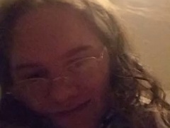 SomeTransGirl957 MtF, 20 Masturbates with a scarf