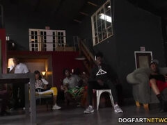 Азиатки, Черные, Минет, Затыкание рта, Групповуха, Межрасовый секс, Оргии, Крошечные