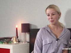 Blondine, Dildo, Deutsch, Lesbisch, Masturbation, Natürlichen titten, Solo, Spielzeuge