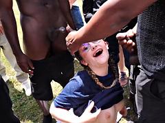 Amateur, Sucer une bite, Brunette brune, Bukkaké, Lunettes, Groupe, Branlette thaïlandaise, Adolescente