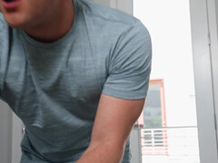 Красотки, Большая жопа, Брюнетки, Одноклассница, Парочка, Натуральные сиськи, Бритые, Сюрприз