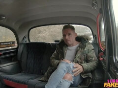 Grote lul, Blond, Pijpbeurt, Auto, Diep in de keel, Moeder die ik wil neuken, Kut duiken, Ruw