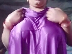 Tante, Bisexuelle, Indienne, Massage, Maman, Public