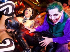 Grosser schwanz, Grosse titten, Blasen, Gruppe, Hardcore, Milf, Orgie, Party