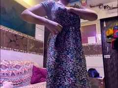 Жопа, Грудастые, Индианки, Обнаженные, Натуральные сиськи, Голышом, На публике, Стриптиз