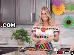 Grosser schwanz, Grosse titten, Blondine, Geile alte tussi, Milf, Rau, Flotter dreier, Nass