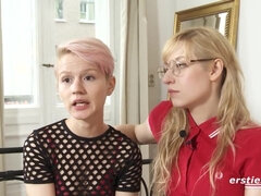 Grosse titten, Blondine, Vollbusig, Deutsch, Lecken, Natürlichen titten, Hintern versohlen, Titten