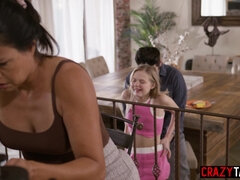 Anal, Cul, Gros cul, Gros seins, Sucer une bite, Hard, Petite femme, Rugueux