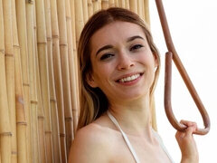 Leie, Fingern, Masturbation, Nackt, Dürr, Entkleiden, Jungendliche (18+), Titten