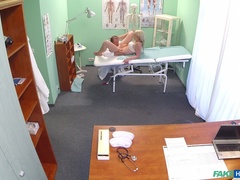 Arts, Hondjeshouding, Likken, Verpleegster, Kantoor, Kut duiken, Uniformpje, Bekijker