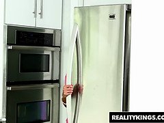 Большие сиськи, Минет, Семяизвержение, Дочка, Ласковые ручки, Милф, Мамочка, Втроем