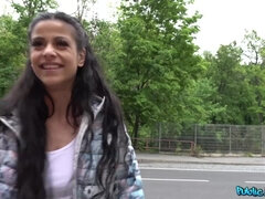 Grosse bite, Brunette brune, Gorge profonde, Argent, Public, Chatte, Russe, Nénés