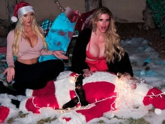 Rubia, Estilo perrito, Ffm, Pajear, Madres para coger, Afeitado, Trio, Tetas