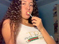 Leie, Achselhöhlen, Braunhaarige, Behaart, Selbstgemacht, Masturbation, Muschi, Solo