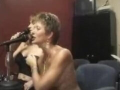 Plastic women's amateur dirt