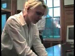 Blond, Secretaresse, Oud