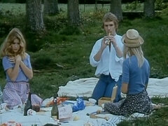 Sucer une bite, Tir de sperme, Français, Orgie, Petite femme, Rétro ancien