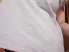 Grote mammen, Blond, Rondborstig, Fetisj, Moeder die ik wil neuken, Natuurlijke tieten, Alleen, Tieten likken