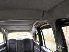 Leie, Blondine, Blasen, Vollbusig, Orgasmus, Öffentlich, Spanner