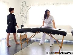 茶髪の, Hd, レズビアン, マッサージ, オイル, オマンコ, ショートヘア, ペニスバンド