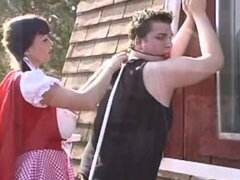 Gros seins, Bondage, Brunette brune, Femme dominatrice, Fétiche, Marrant, Fessée, Nénés