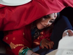 Alluring Indian temptress Yasmina Khan thrilling xxx video