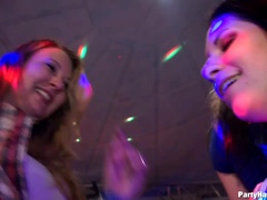 Любители, В одежде, Танцы, Ласковые ручки, Секс без цензуры, Межрасовый секс, Белье, Наездница