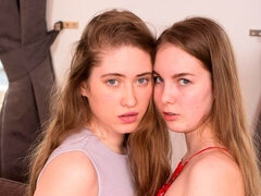 Penetracion con dedos, Besar, Lesbiana, Lamidas, Masturbación, Coño, Estriptis, Adolescente