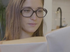 Брюнетки, Дилдо, Эротика, Белье, Мастурбация, Оргазм, Бритые, Игрушки