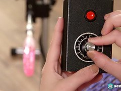 ぽっちゃり, デカ尻, デカパイ, ぽちゃ, 女, 手コキする, 天然, 自然山雀