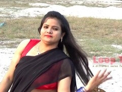 Indian MILF Aunty's Big Ass in Saree gets pummeled in HD videos