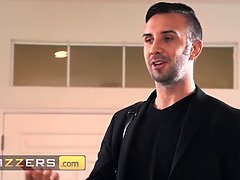 Eva Lovia's juicy pussy gets pounded hard & squirts like a fountain