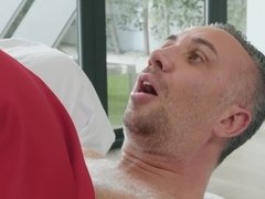 Niñera, Mamada, Morena, Engañando, Estilo perrito, Corridas faciales, Hd, Montar