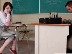 Blasen, Braunhaarige, Hundestellung, Fingern, Handjob, Muschi, Entkleiden, Jungendliche (18+)