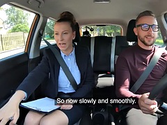 Grosse titten, Blasen, Vollbusig, Auto, Handjob, Milf, Student, Titten