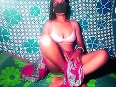 Hot Sexy Mampi Bhabhi Desi Fucking Big Pussy Hot Video