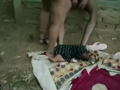 18 ans, Sucer une bite, Gorge profonde, Branlette thaïlandaise, Hard, Indienne, Léchez, Adolescente