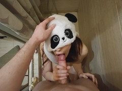 Bad, Blasen, Sperma im mund, Spermaladung, Handjob, Dusche